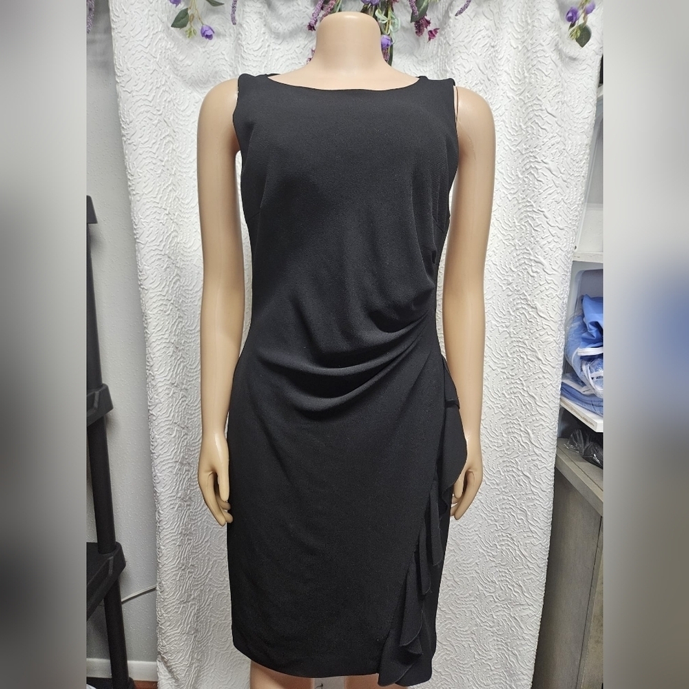 Elegant Black Sleeveless Dress